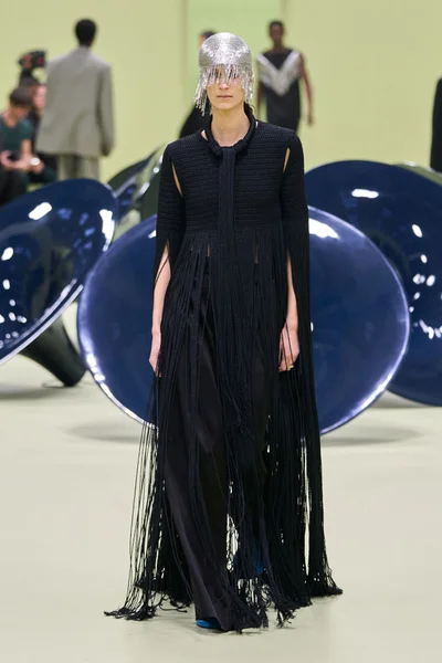 Look 57
